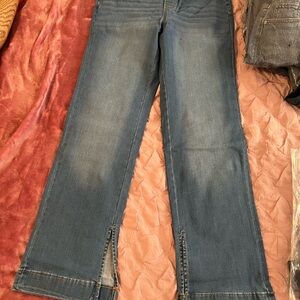 Denim&Co Flare Jeans in Classic Blue